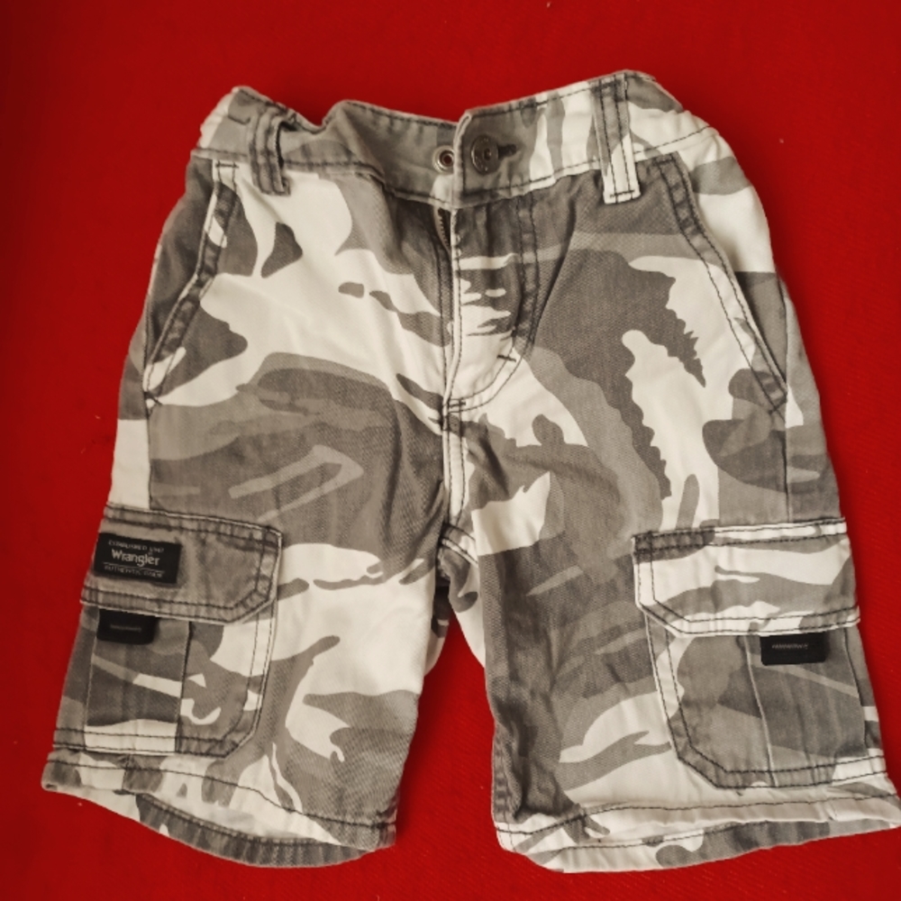 Wrangler size 4 boy shorts